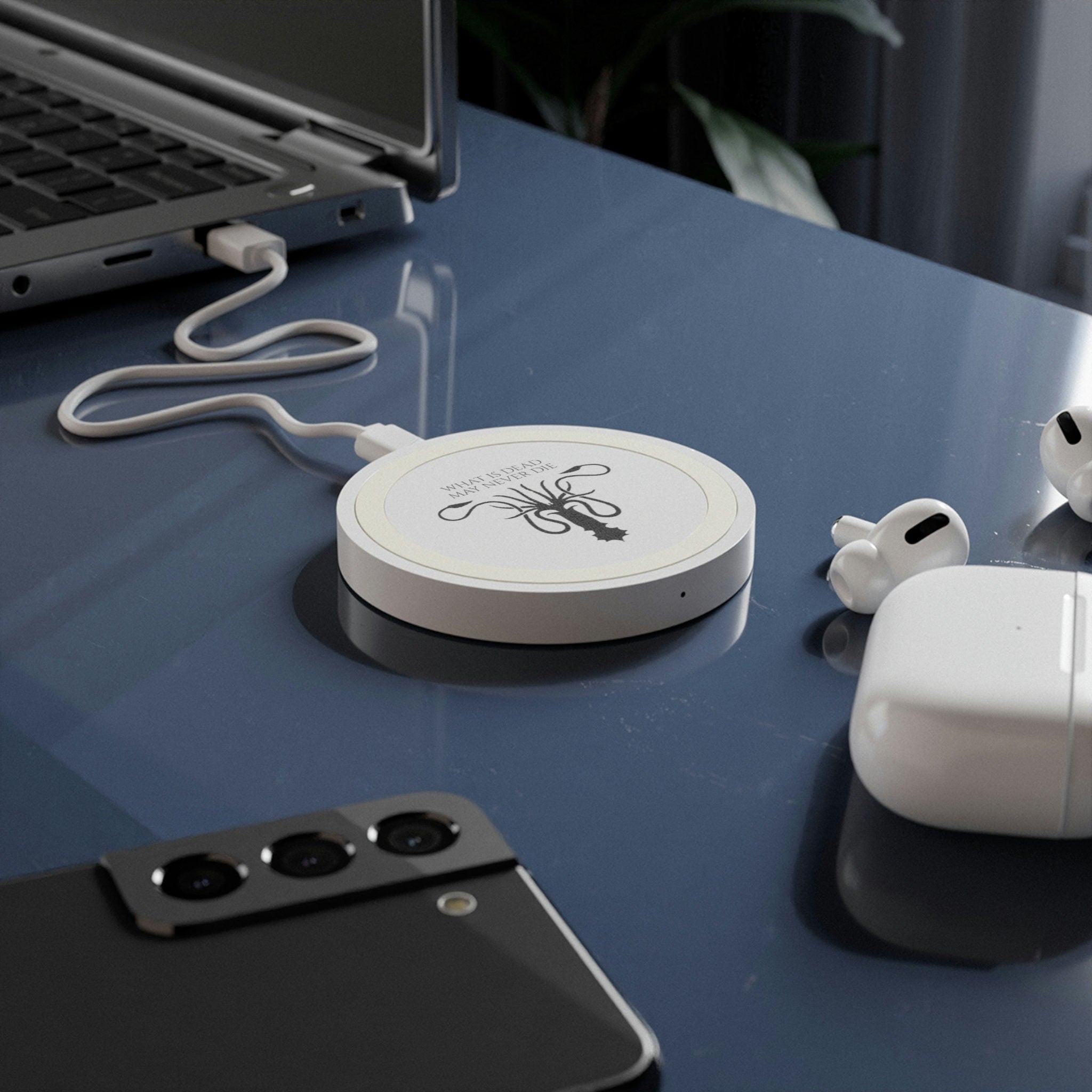 Game of Thrones inspired House Greyjoy 'What is dead may never die' Quake Wireless Charging Pad